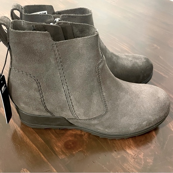 Sorel Shoes Nwt Sorel Womens Evie Zip Wedge Waterproof Suede